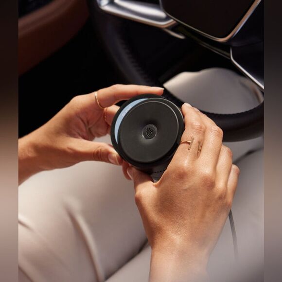 Pura Car Fragrance Diffuser In Black for use with App NWT In Package - Picture 4 of 7